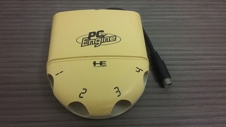 pc-engine Multi controller adaptor - item: D - Click Image to Close