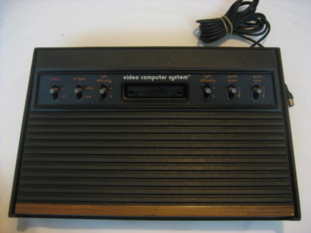 Atari 2600 console - Click Image to Close